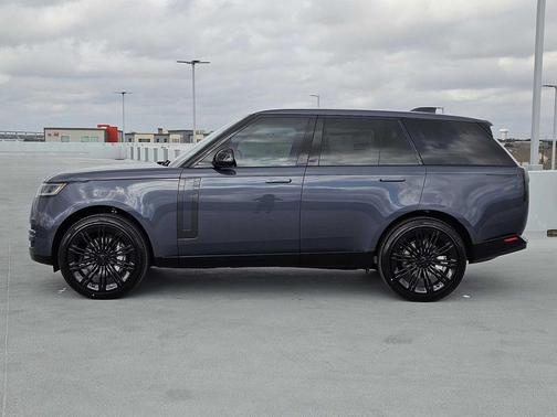 2026 Land Rover Range Rover P400 SE