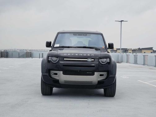 Santorini Black Metallic 2022 Land Rover Defender X-Dynamic SE