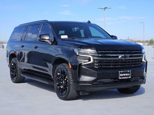 Black 2022 Chevrolet Suburban RST