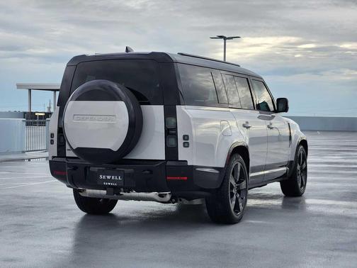 BORASCO GREY 2026 Land Rover Defender X-Dynamic SE