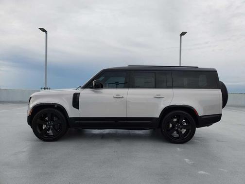 BORASCO GREY 2026 Land Rover Defender X-Dynamic SE