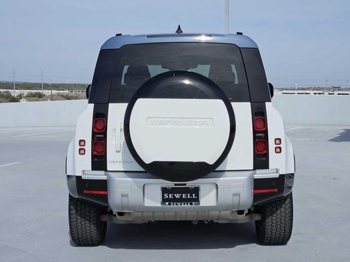 2025 Land Rover Defender 90 P300 S
