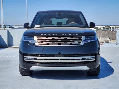 2025 Land Rover Range Rover P530 SE 7 Seat