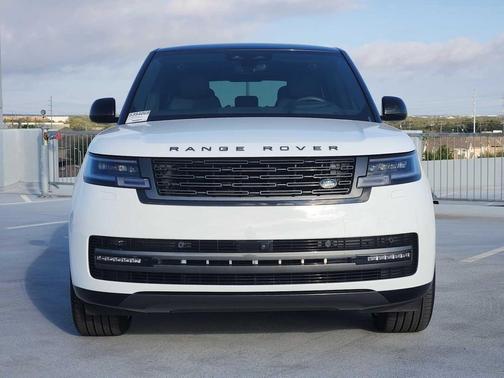 2025 Land Rover Range Rover P400 SE 7 Seat