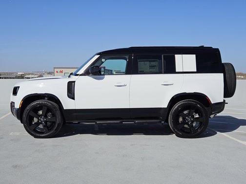 2025 Land Rover Defender 110 P400 X-Dynamic SE