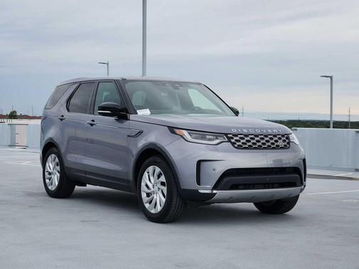 Eiger Grey Metallic 2025 Land Rover Discovery P300 S