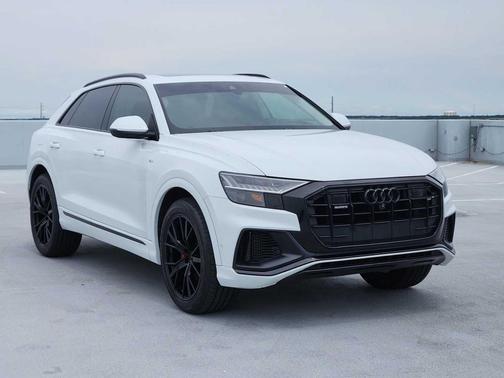 Glacier White Metallic 2021 Audi Q8 55 Prestige