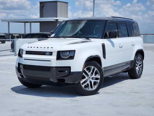 Fuji White 2025 Land Rover Defender 110 P400 X-Dynamic SE