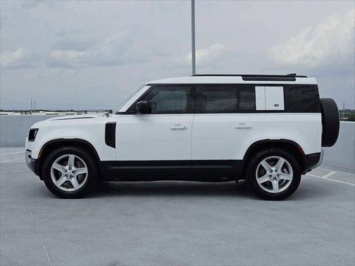 2021 Land Rover Defender 110 SE
