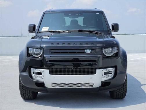 2025 Land Rover Defender 90 P300 S