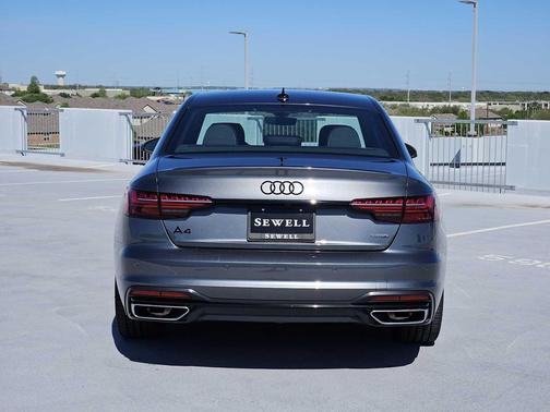 2022 Audi A4 45 S line Premium Plus