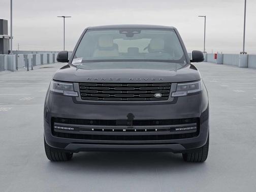 2026 Land Rover Range Rover P400 SE