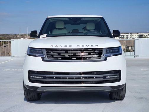 2026 Land Rover Range Rover P400 SE