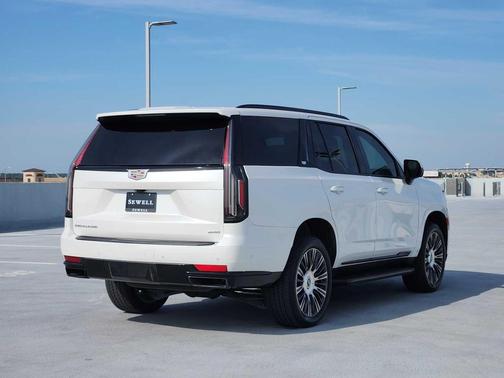 2023 Cadillac Escalade Sport