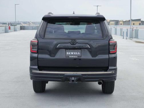 Midnight Black Metallic 2020 Toyota 4Runner SR5