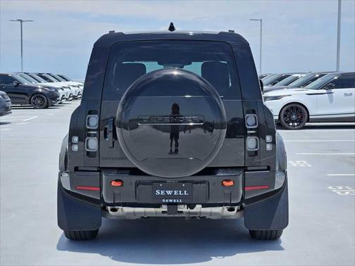 2024 Land Rover Defender 110 P400 X
