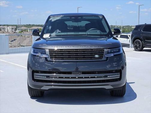 2025 Land Rover Range Rover P530 SE 7 Seat