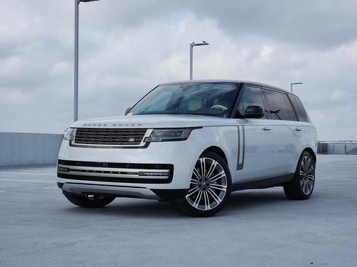 Ethereal Frost Silver SV Bespoke Ultra Met Gloss 2024 Land Rover Range Rover P530 SE LWB 7 Seat