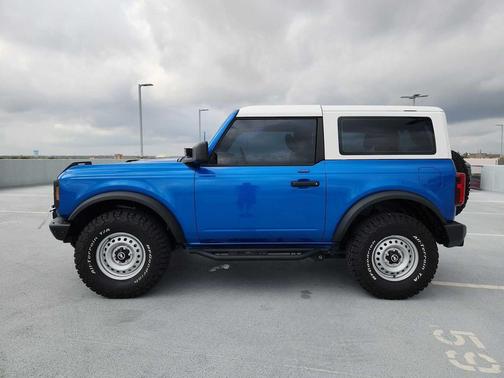 2023 Ford Bronco Base