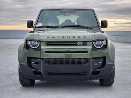 2026 Land Rover Defender P300 S