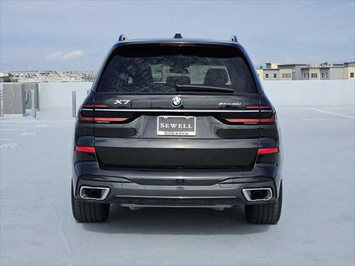 2023 BMW X7 xDrive40i
