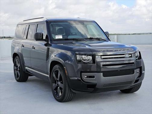 2025 Land Rover Defender V8