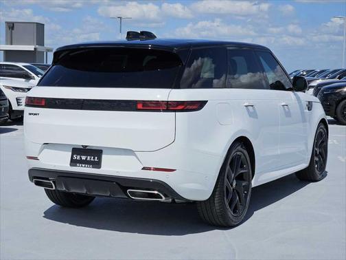 2025 Land Rover Range Rover Sport SE