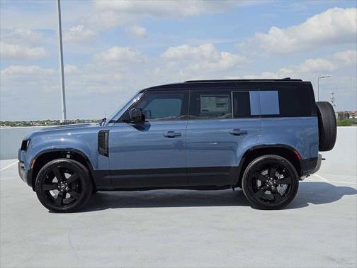 2025 Land Rover Defender 110 P400 X-Dynamic SE