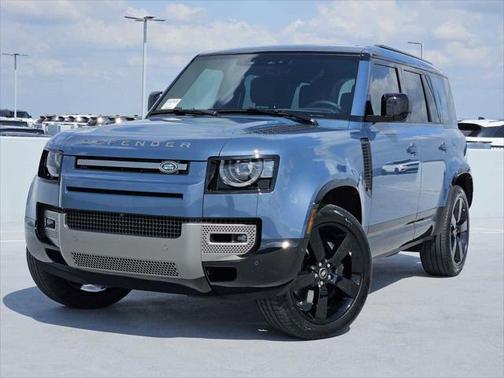 2025 Land Rover Defender 110 P400 X-Dynamic SE