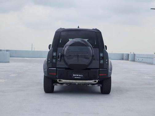 CARPATHIAN GREY 2026 Land Rover Defender P300 S