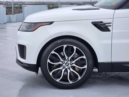 2022 Land Rover Range Rover Sport HSE Silver Edition