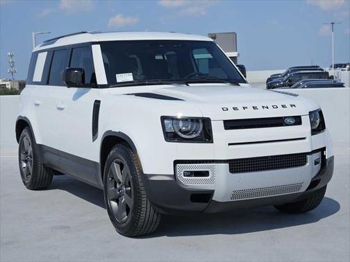 2025 Land Rover Defender 110 P300