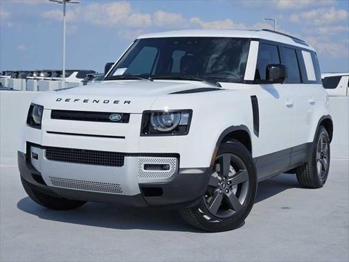 2025 Land Rover Defender 110 P300