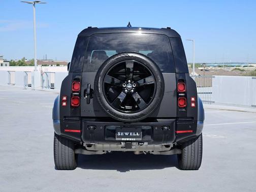 Santorini Black Metallic 2025 Land Rover Defender 110 P400 X-Dynamic SE