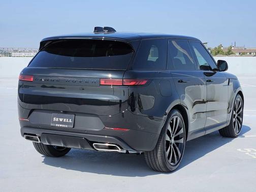 2025 Land Rover Range Rover Sport SE