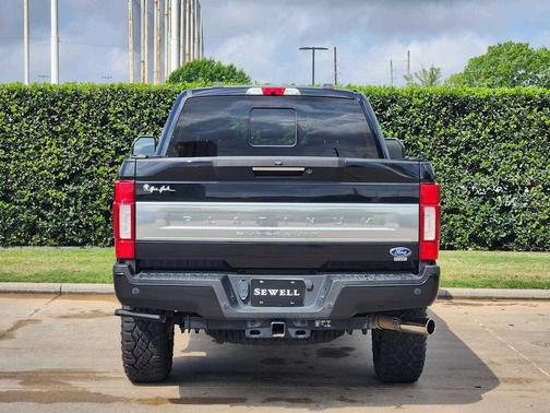 Agate Black 2022 Ford F-250 Platinum
