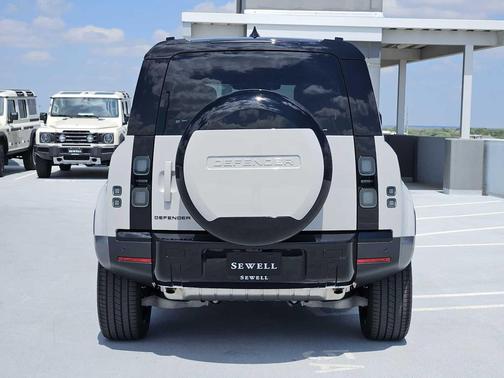 BORASCO GREY 2026 Land Rover Defender P300 S