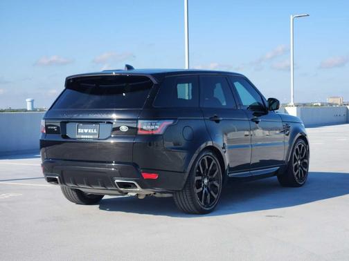 2022 Land Rover Range Rover Sport HSE Silver Edition