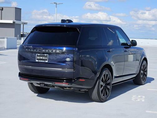 Portofino Blue Metallic 2023 Land Rover Range Rover P530 SE SWB