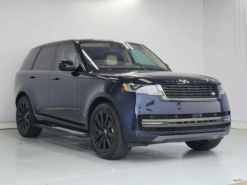 Portofino Blue Metallic 2023 Land Rover Range Rover P530 SE SWB
