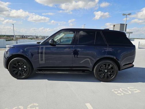 Portofino Blue Metallic 2023 Land Rover Range Rover P530 SE SWB