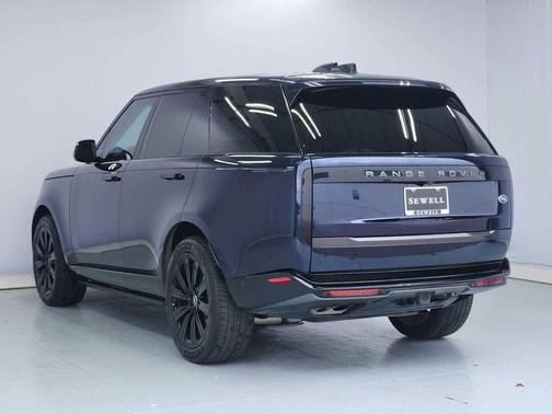 Portofino Blue Metallic 2023 Land Rover Range Rover P530 SE SWB