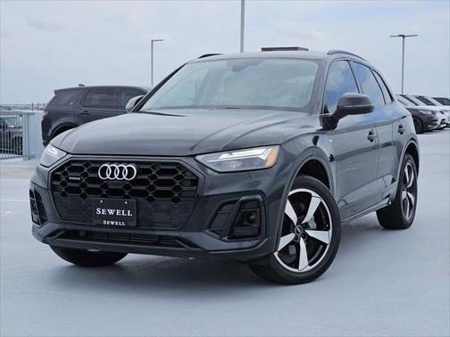 2022 Audi Q5 45 S line Premium Plus