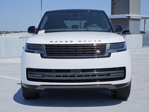 2025 Land Rover Range Rover P530 SE 7 Seat