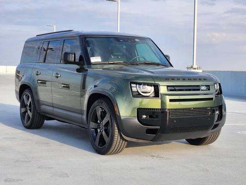 2026 Land Rover Defender P300 S