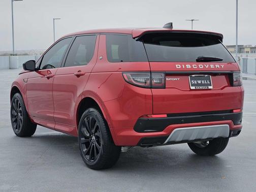 2025 Land Rover Discovery Sport S