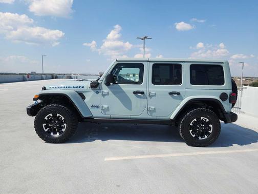 2024 Jeep Wrangler 4xe Rubicon X