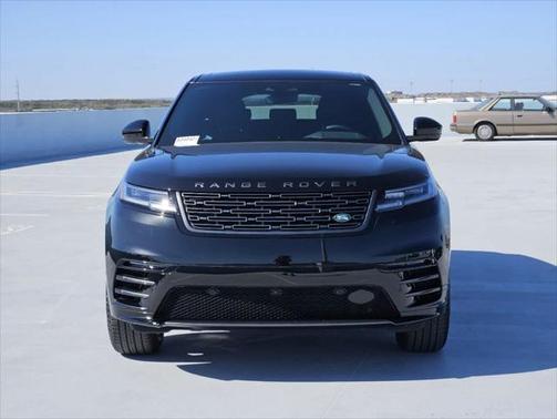 2026 Land Rover Range Rover Velar P250 SE R-Dynamic