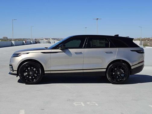 BATUMI GOLD 2026 Land Rover Range Rover Velar P250 SE R-Dynamic