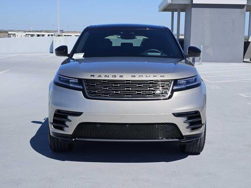 BATUMI GOLD 2026 Land Rover Range Rover Velar P250 SE R-Dynamic